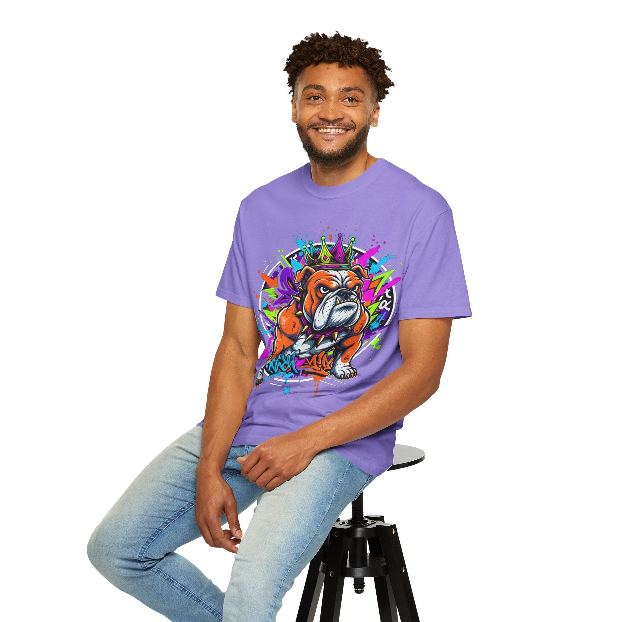 D78 Street Kings — Crown graffiti bulldog T-shirt