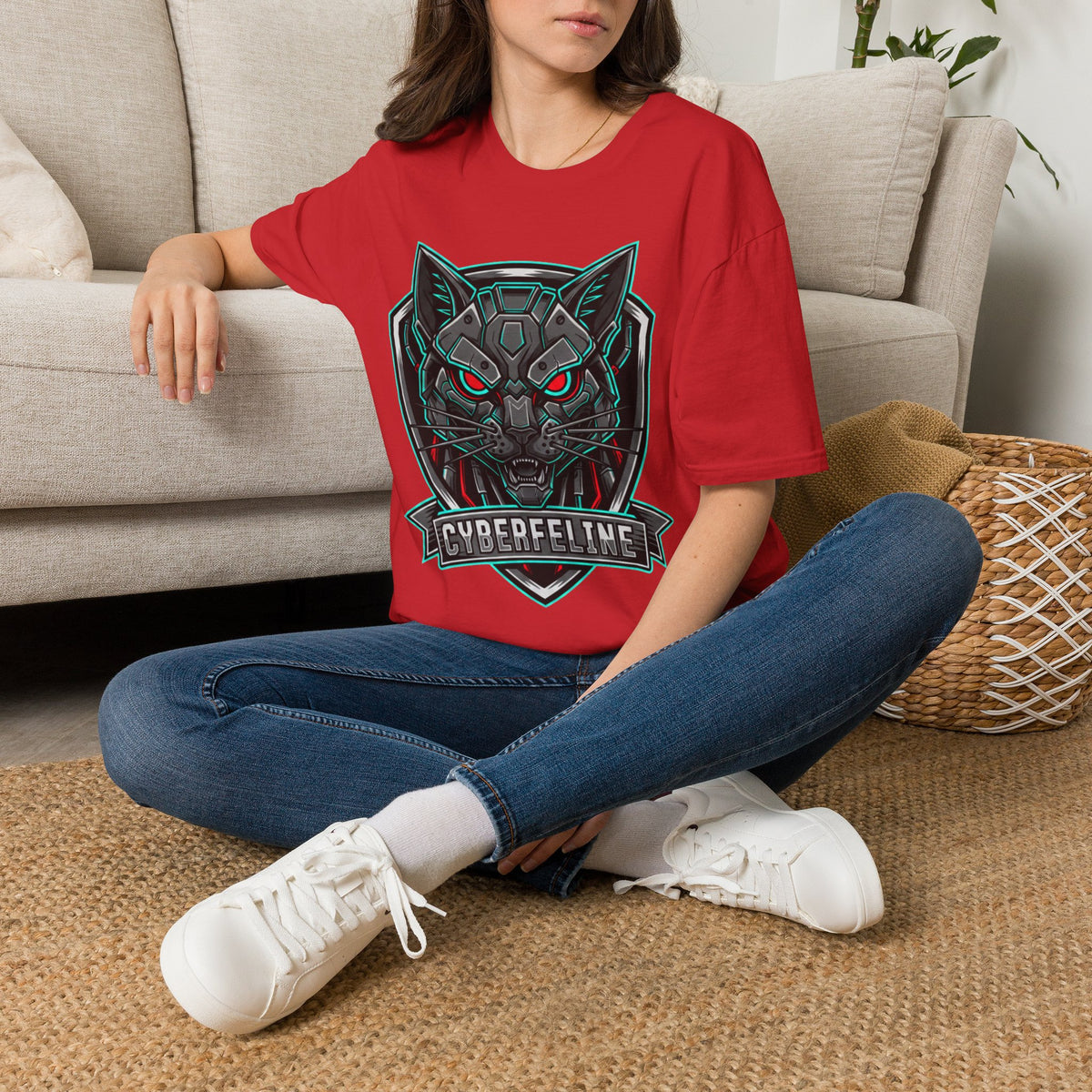 T-shirt Cyber Loup — Tee Gamer Néon Futuriste avec Badge 'Félin Cyborg'