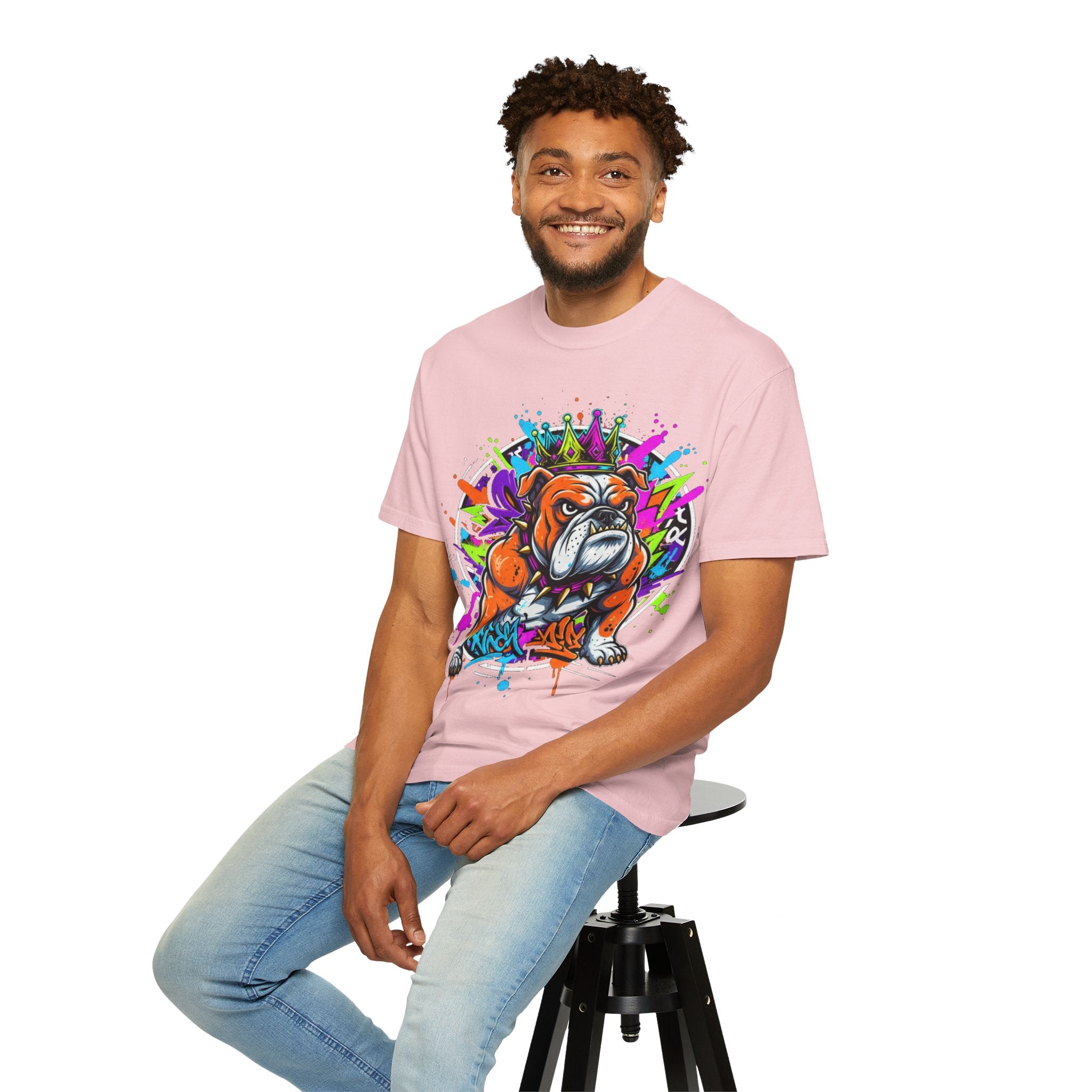 D78 Street Kings — Crown graffiti bulldog T-shirt